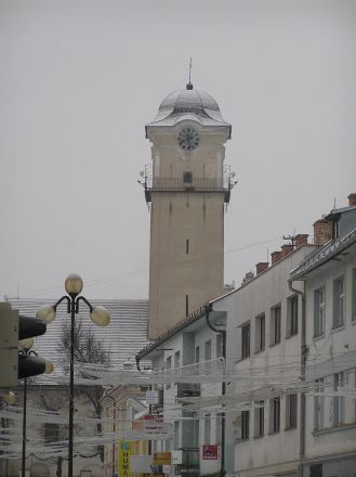 Helige Egidius kyrka. Kyrktorn med kringbyggd balkong är vanliga i Spiš-regionen.